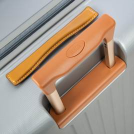 Чемодан CAPRI Bric's BRK08038